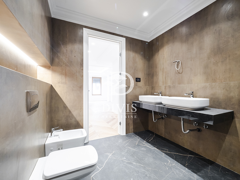 Slika 9 - Stojana Protića, Trosoban stan na prodaju, 189m2, 1.134.000€